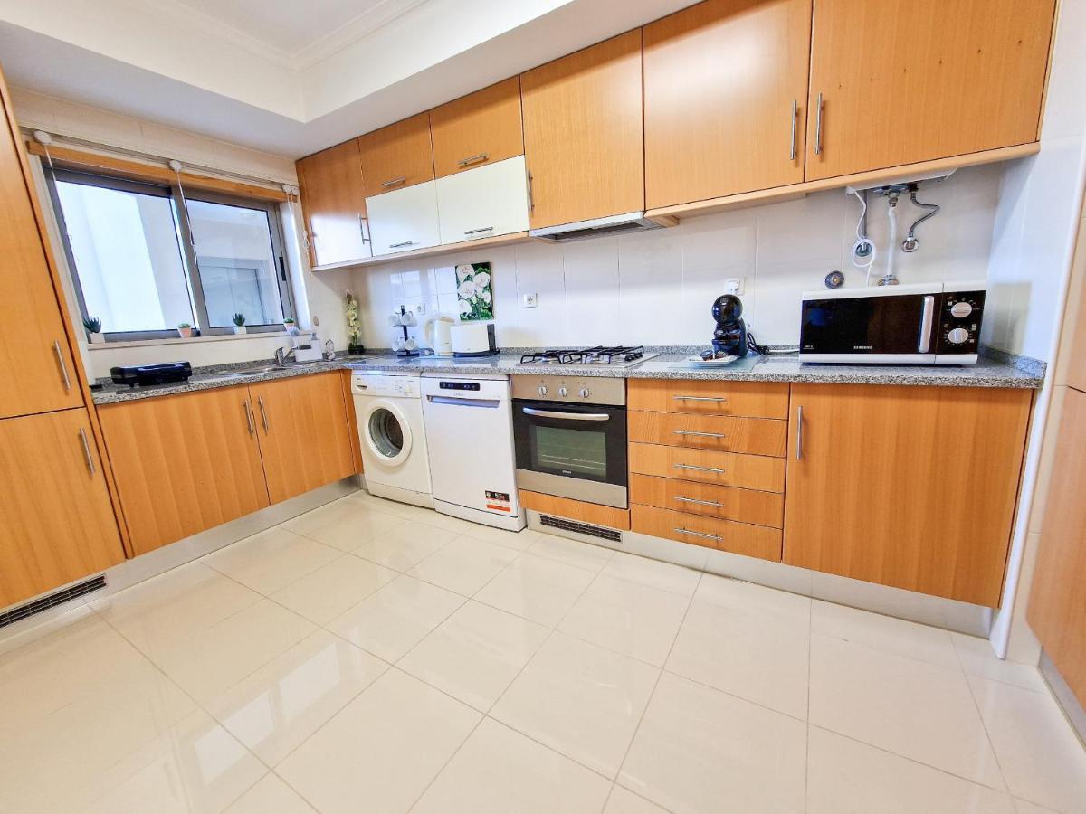 Apartment Rocha Oceano Azul Charming Portimao Luaran gambar
