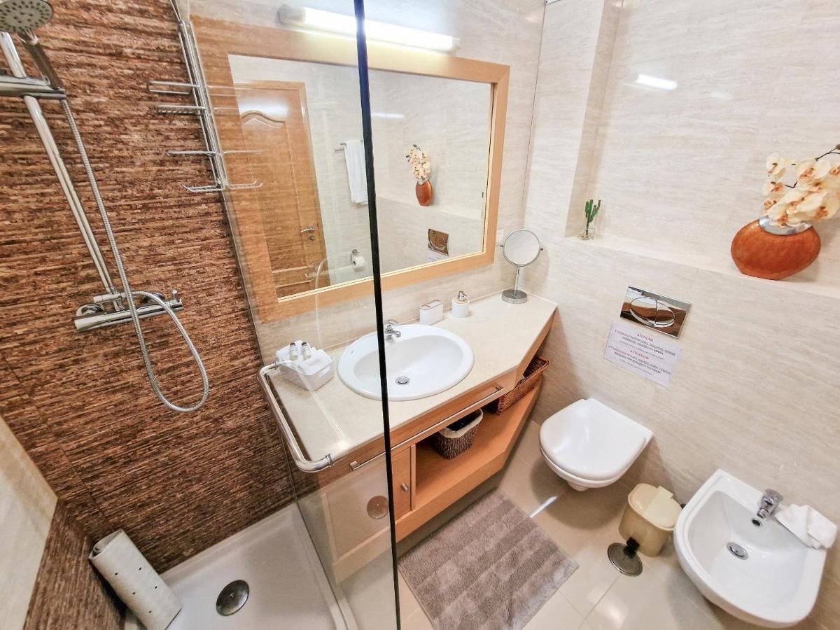 Apartment Rocha Oceano Azul Charming Portimao Luaran gambar