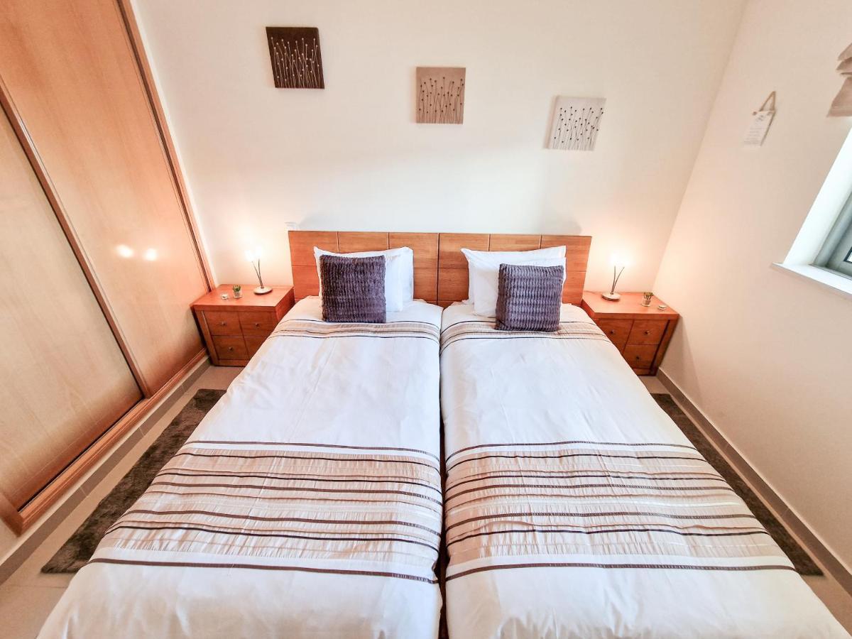 Apartment Rocha Oceano Azul Charming Portimao Luaran gambar
