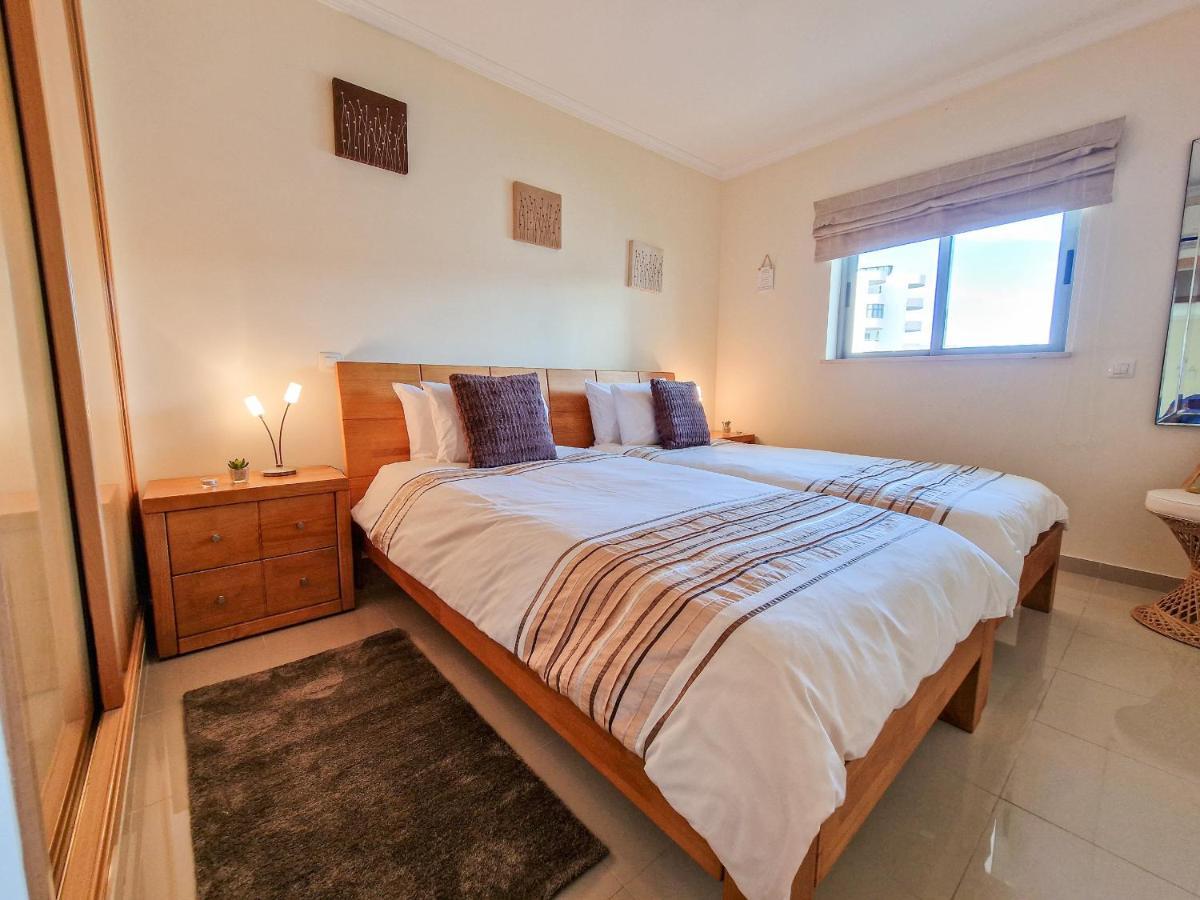 Apartment Rocha Oceano Azul Charming Portimao Luaran gambar