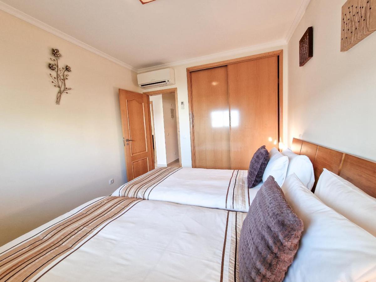 Apartment Rocha Oceano Azul Charming Portimao Luaran gambar